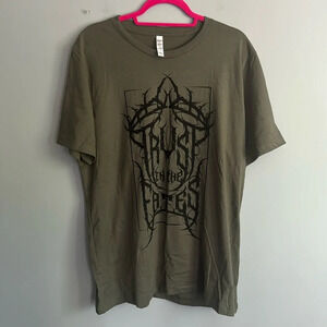 Bookish Box January “Trust in the Fates” T-shirt size XL Green